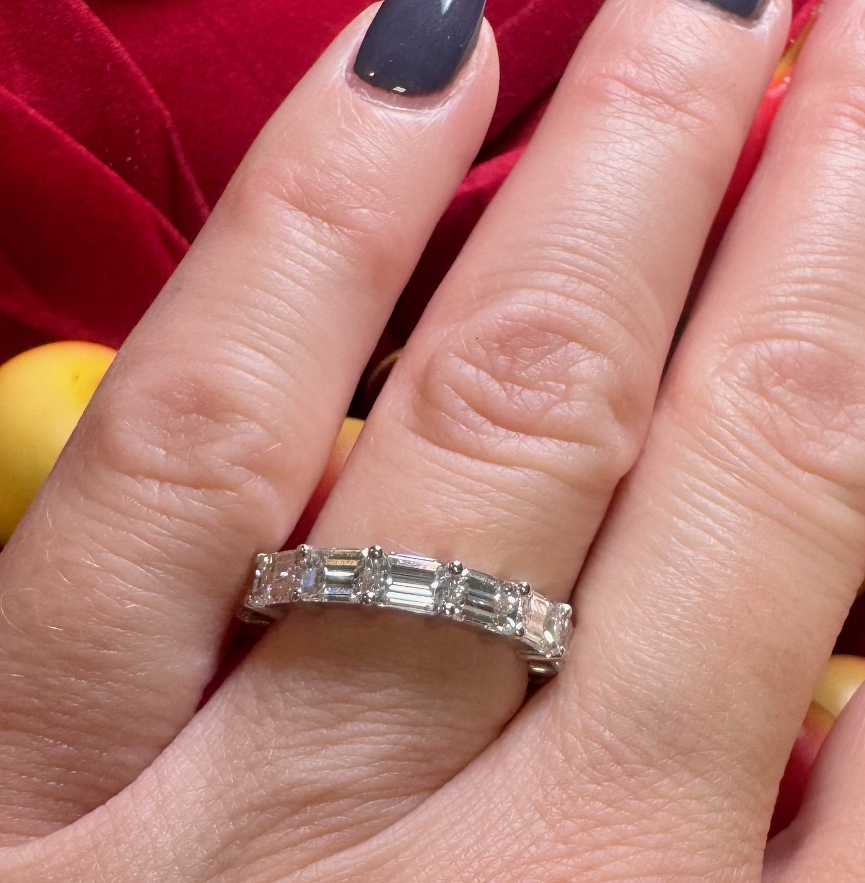 Emerald-cut diamond eternity band